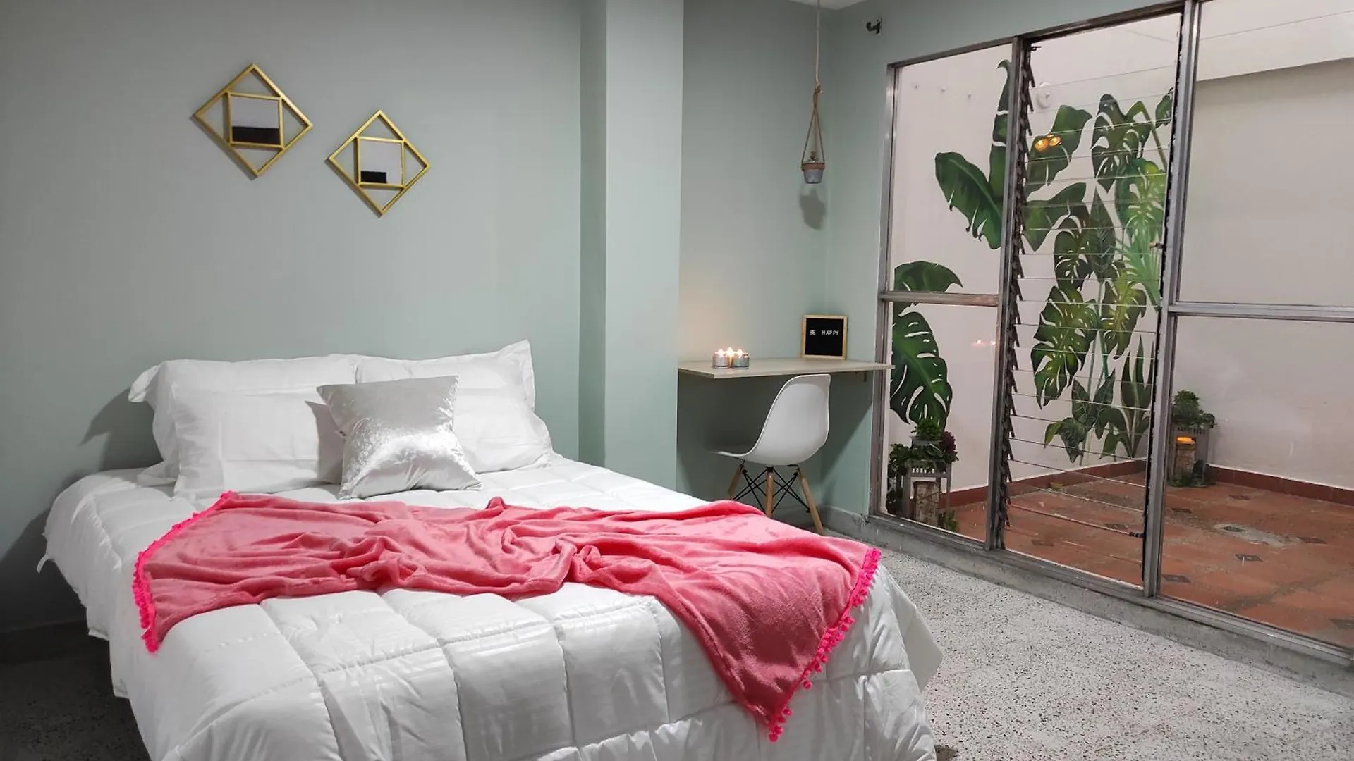Casa Valtiz Villa Medellin